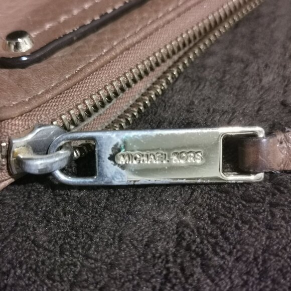 Tan Crossbody #230 - Picture 14 of 16